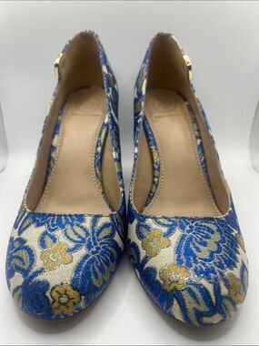 Tory Burch Blue and Gold Floral Jacquard Pumps with Cream Base